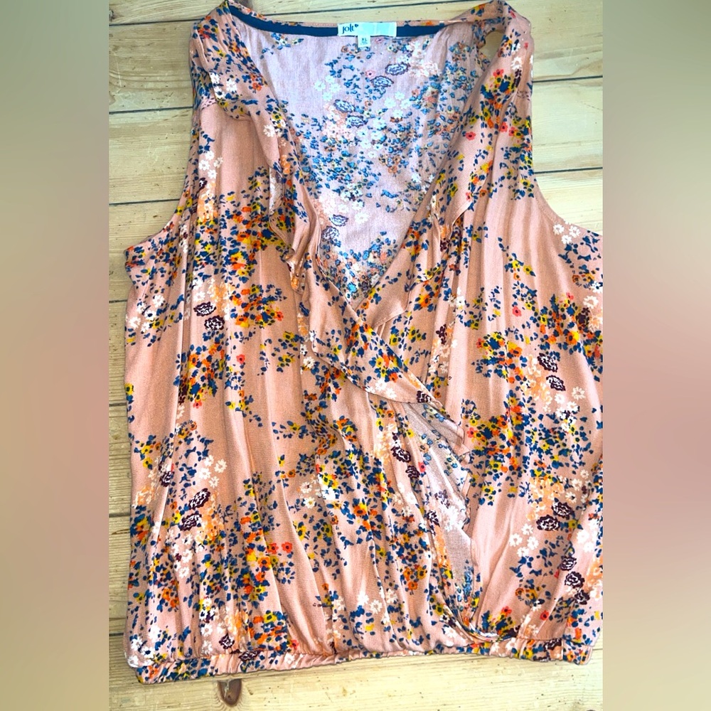 Jolt Size XL Floral Blouse